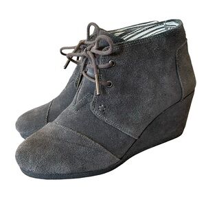 TOMS Womens Wedges Ankle Booties Suede Grey Gray Size 6